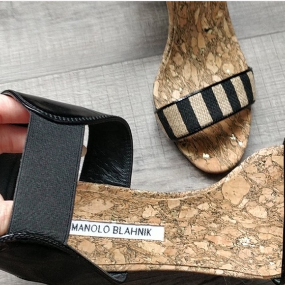 Manolo Blahnik black patent leather  striped wedge - Picture 3 of 3